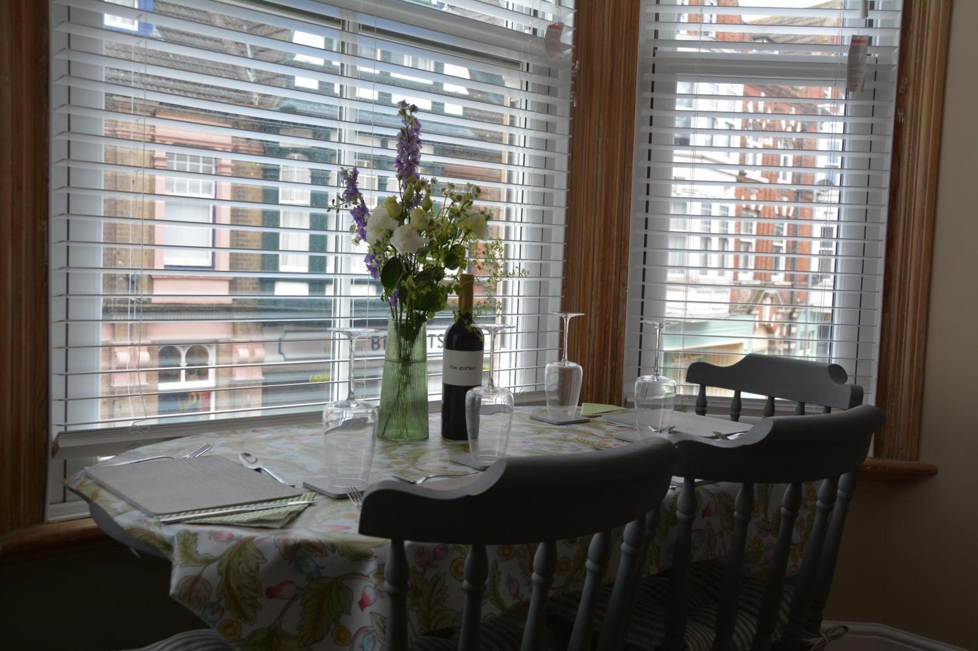 The Fabulous Number Two Apartment A Cosy Coastal Getaway Cromer Luaran gambar
